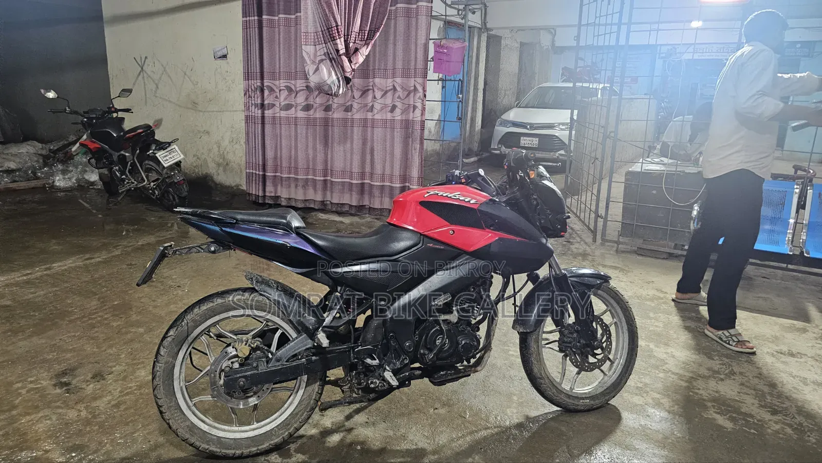 Bajaj Pulsar NS 160 2016 Orange