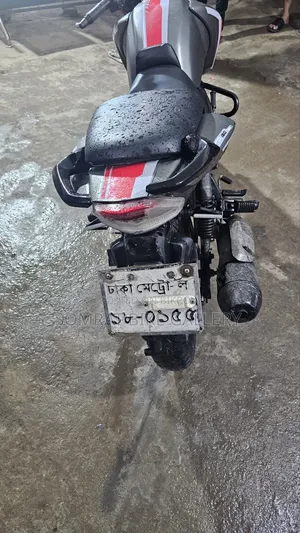 TVS Apache RTR 160 2V 2015 Brown