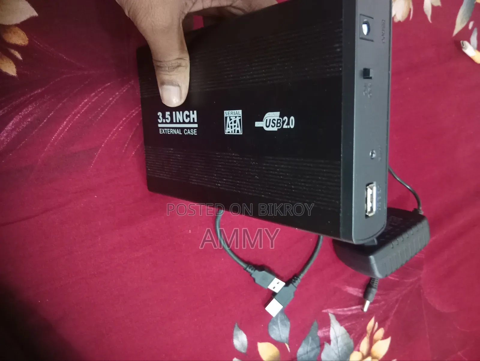Toshiba 1TB Desktop HDD (DT01ACA100) + 3.5" USB External Enclosure