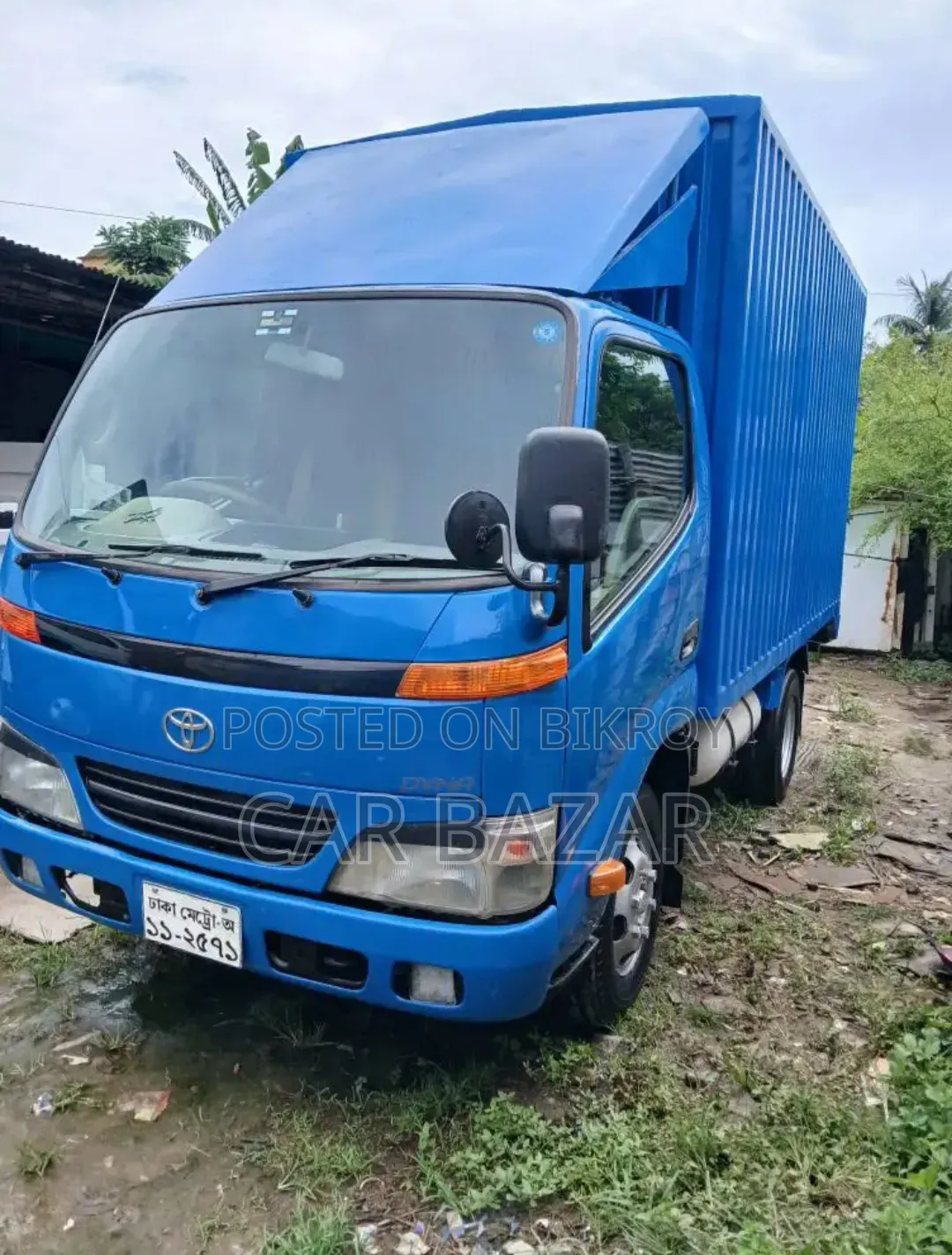 Toyota Dyna Cover Van 2004 Blue