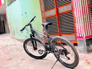 বিক্রি করা হবে জরুরী ভিত্তিতে এবং আলোচনা করা যাবে