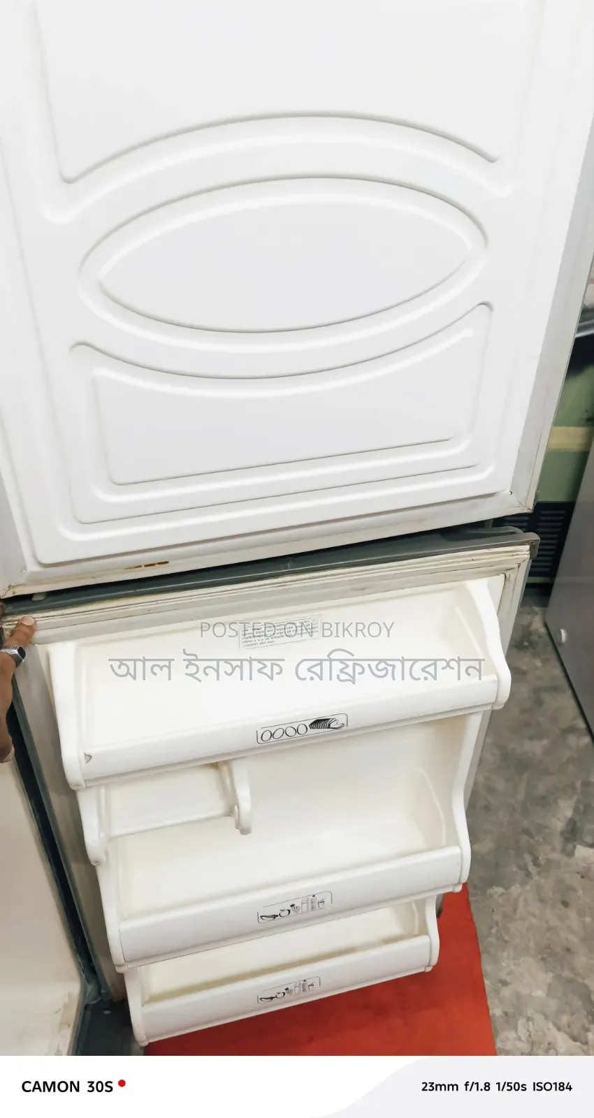 A 16.5 cubic feet refrigerator will be sold