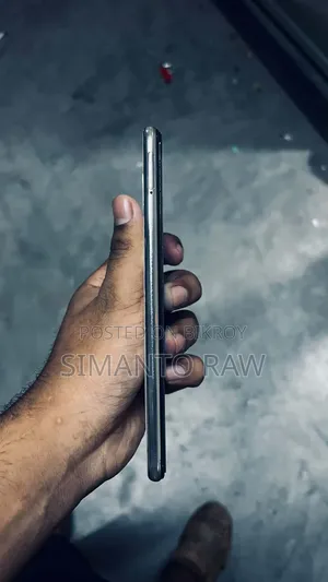 ভিভো ভি২০ ১২৮ জিবি সাদা