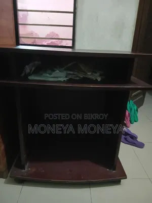 টেবিল বিক্রি হবে