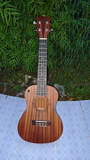 Yamaha 24'' Ukulele