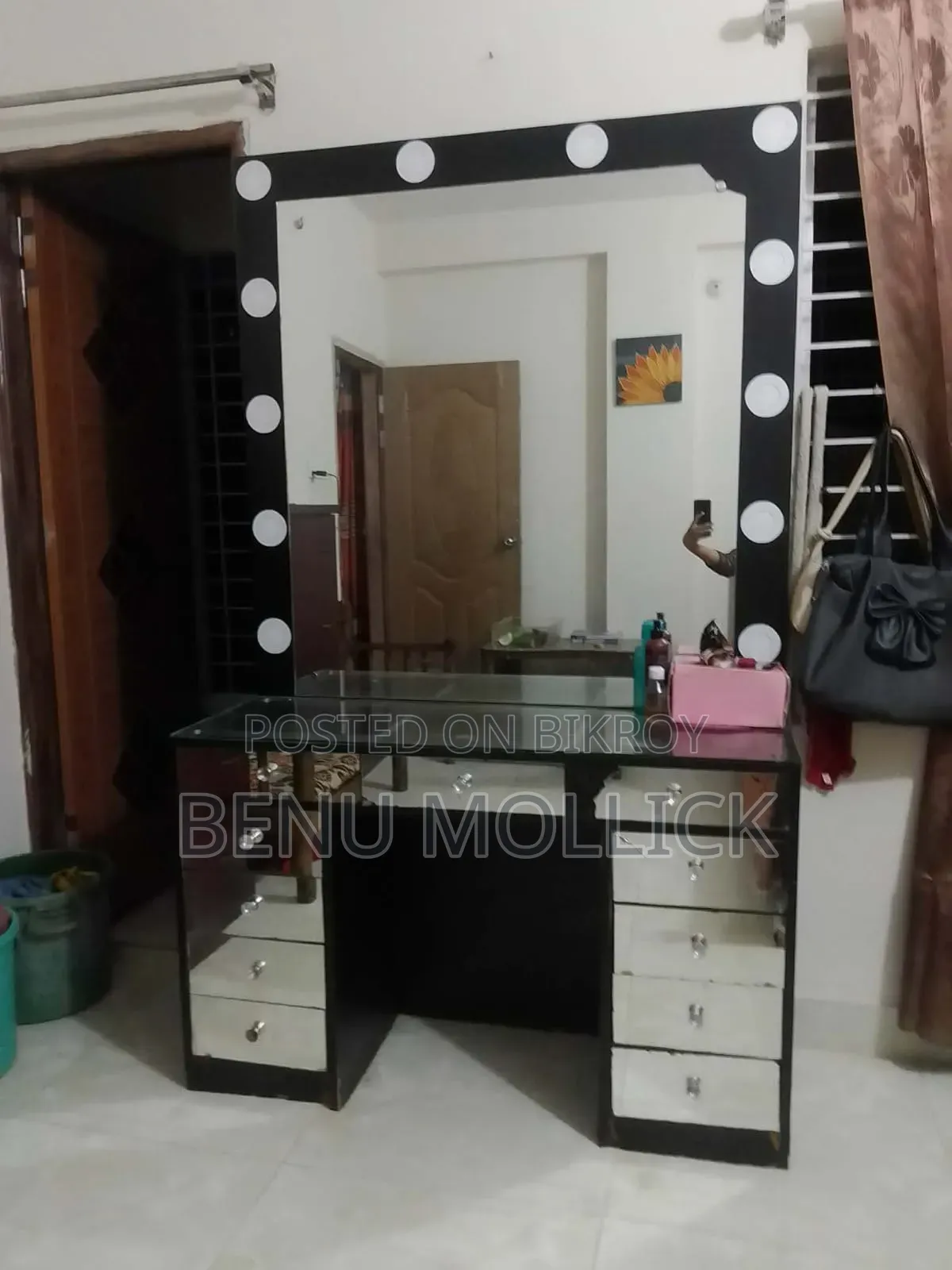 Dressing Table / Vanity
