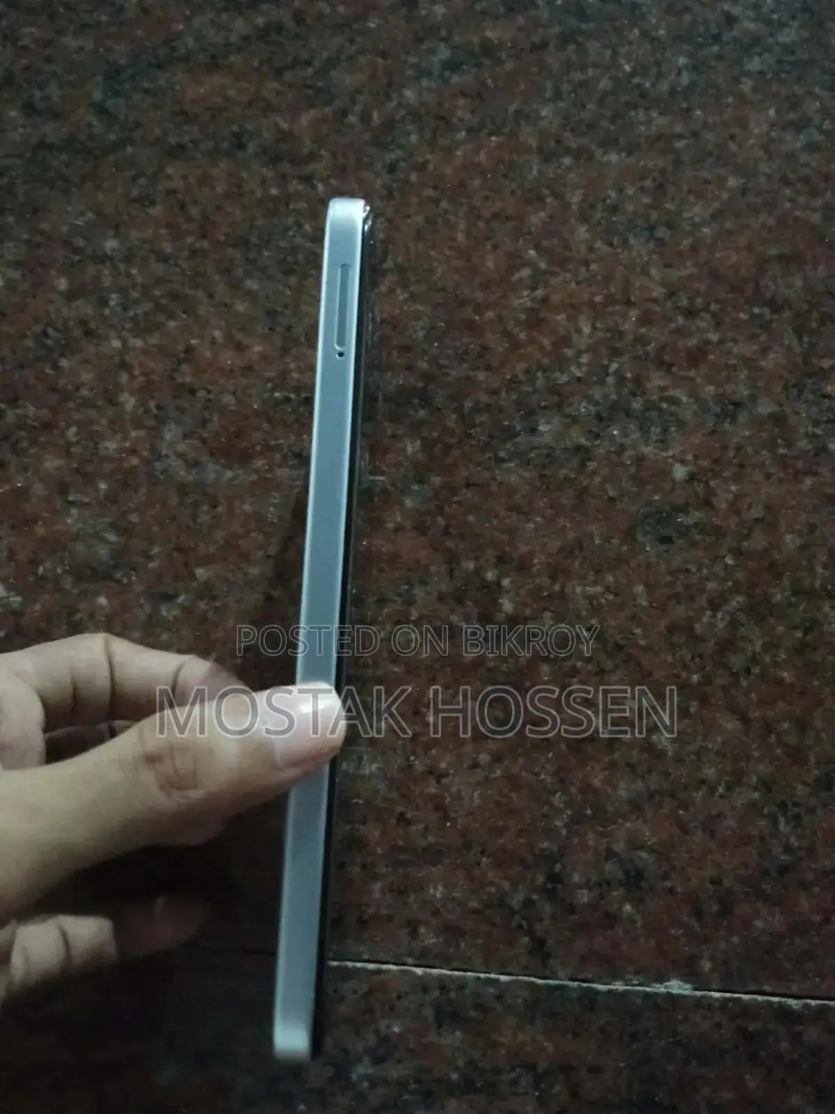 ইনফিনিক্স স্মার্ট ১০ ১২৮ জিবি হোয়াইট