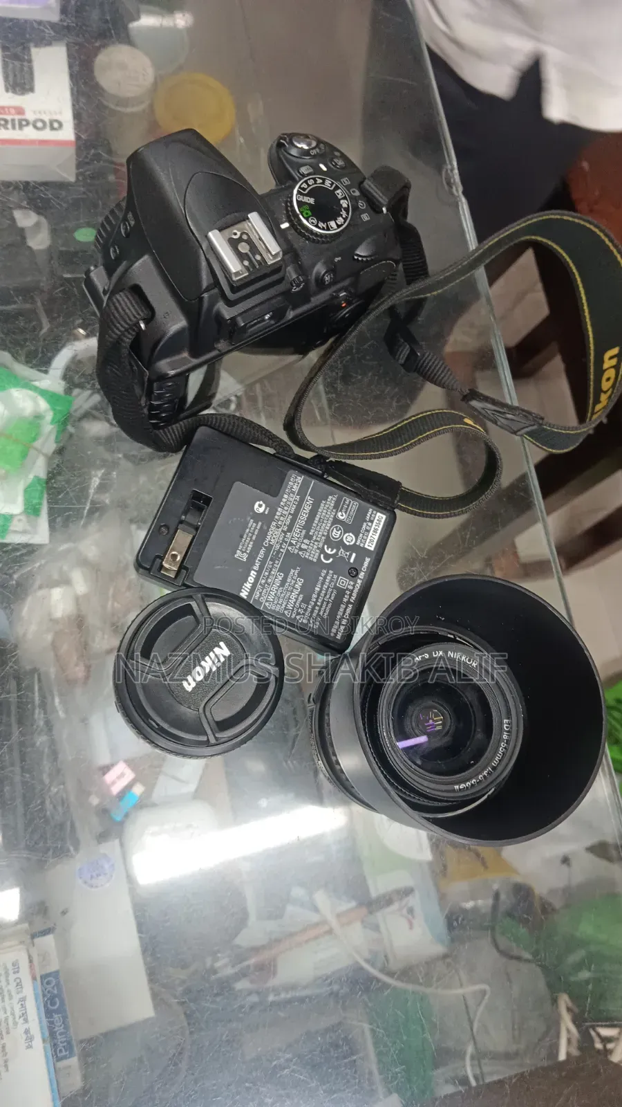 DSLR Camera With 2 Lenses