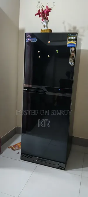 Walton Refrigerator (Model WFC-3D8), 5-Star Energy Rating