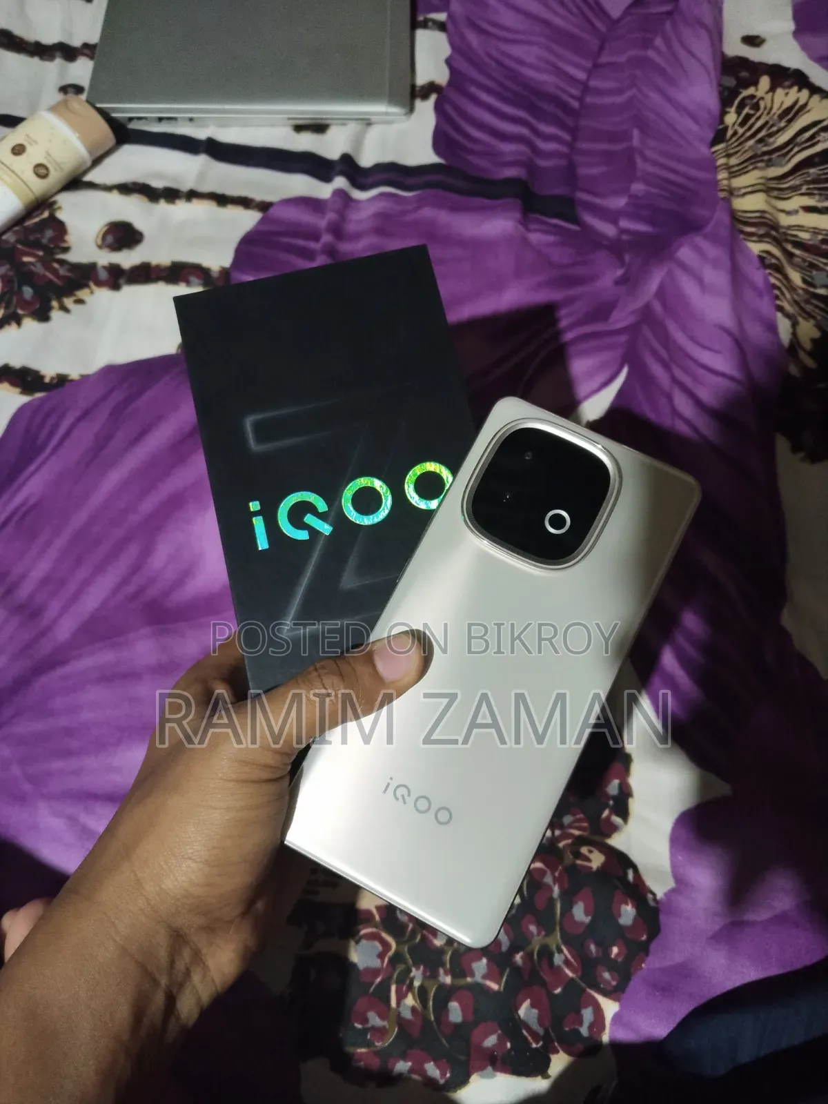 iQOO Z10 256 GB Gold