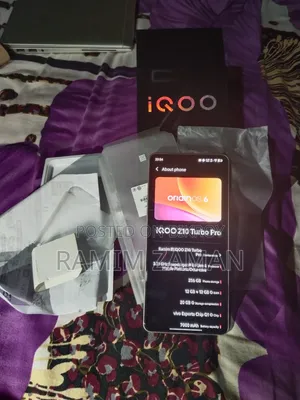 iQOO Z10 256 GB Gold