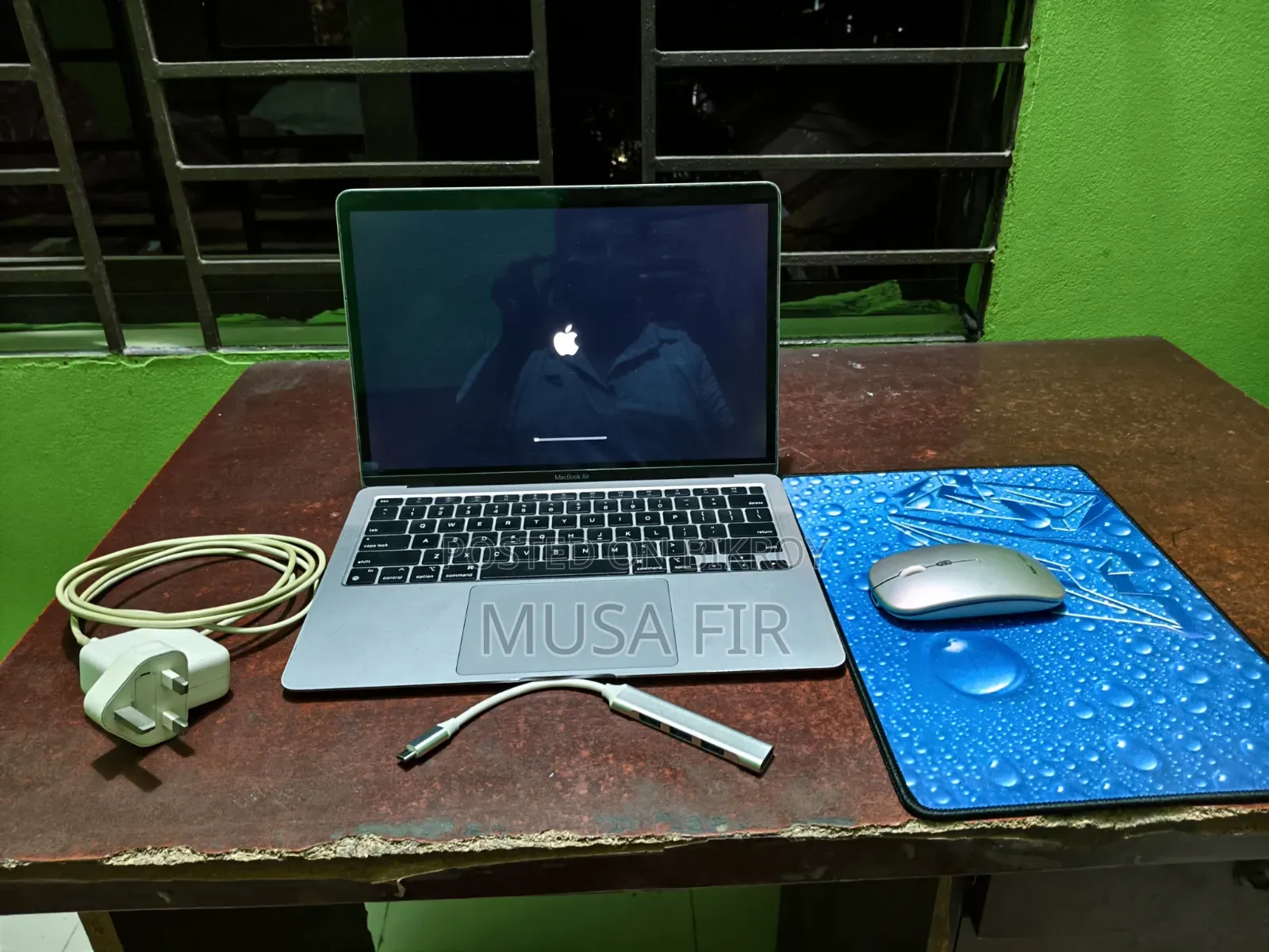 Laptop Apple MacBook Air 2020 M1 8GB Intel Core I5 SSD 256GB