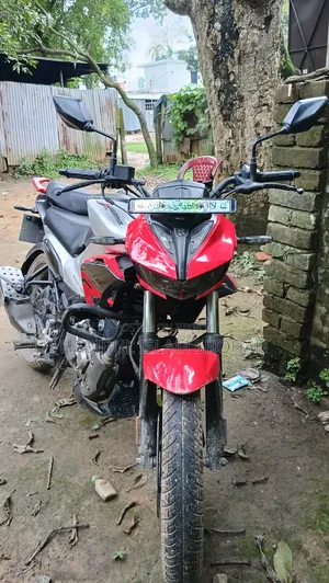 Hero Xtreme 125R 2025 Orange