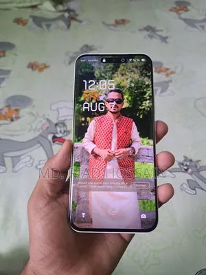 টেকনো পোভা স্লিম ৫জি ২৫৬ জিবি সাদা