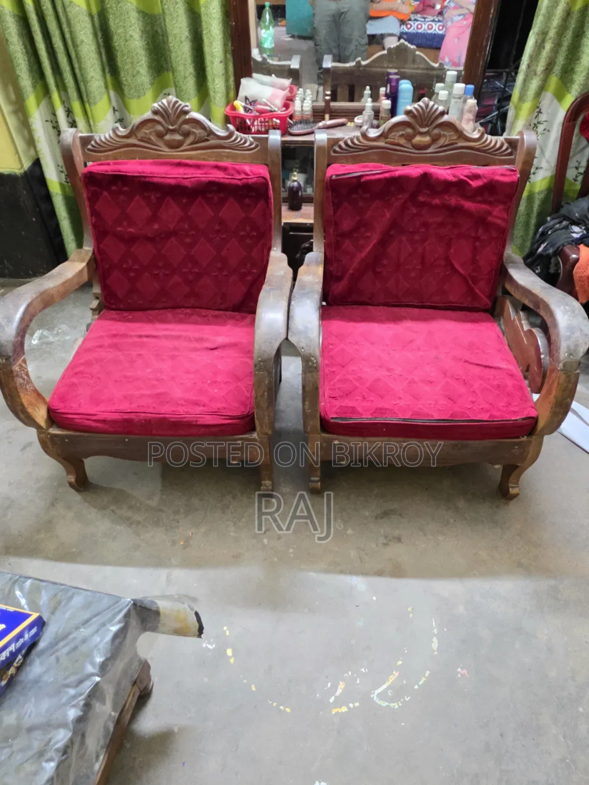 সোফা সেট ৩+১+১