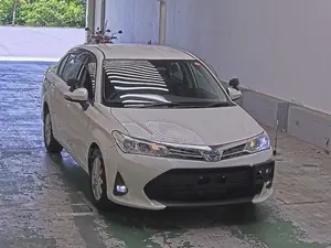 টয়োটা এক্সিও ২০২১ হোয়াইট