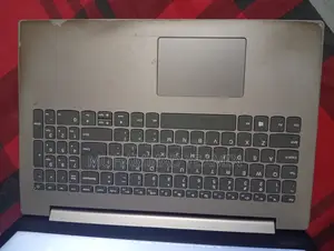 Lenovo IdeaPad 300 4GB RAM Intel Core i3 1TB HDD Laptop