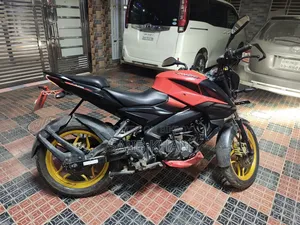 Bajaj Pulsar NS 160 2020 Red