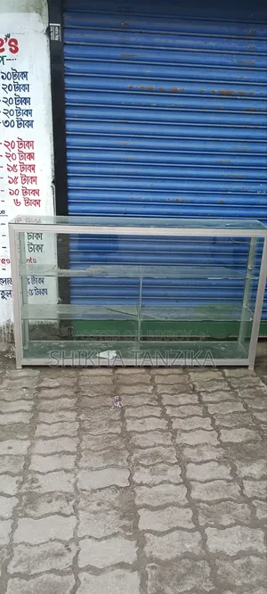 দোকানের সুকেস