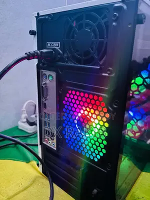 Desktop Computer Msi 8gb Amd Ryzen 5 SSD 256gb