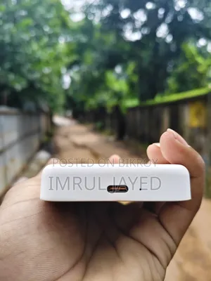 Magnetic Wireless Power Bank