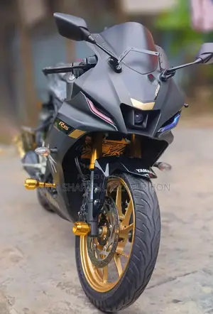 Yamaha R15M 2025 Black