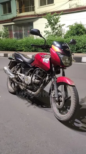 Bajaj Pulsar 150 2013 Red