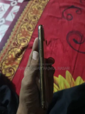 অ্যাপল আইফোন এক্সএস ২৫৬ জিবি রোজ গোল্ড