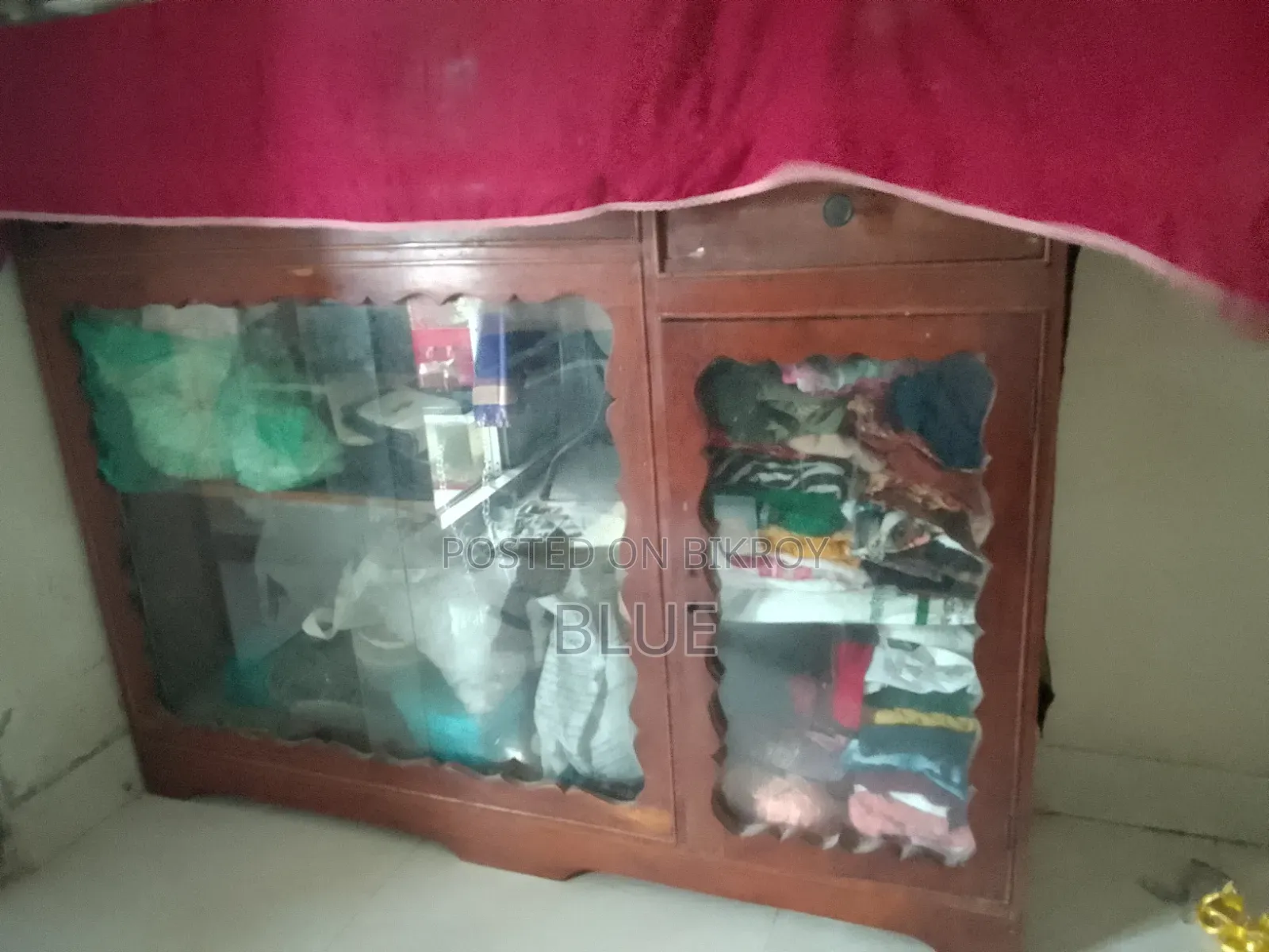 কাঠাল কাঠের শো কেস