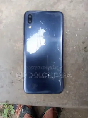 Samsung Galaxy M10 16 GB Black