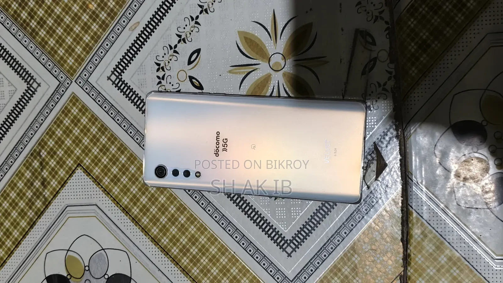 এলজি ভেলভেট ৫জি ১২৮ জিবি হোয়াইট