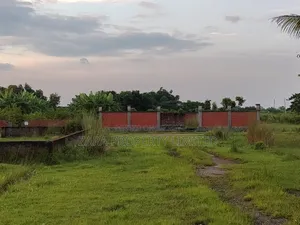 কর্নার ৩ কাঠা প্লট ১৫ নং সেক্টরে