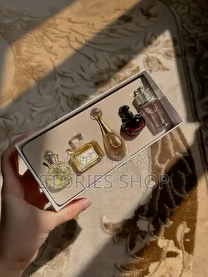 Dior 5-Piece Premium Perfume 😊