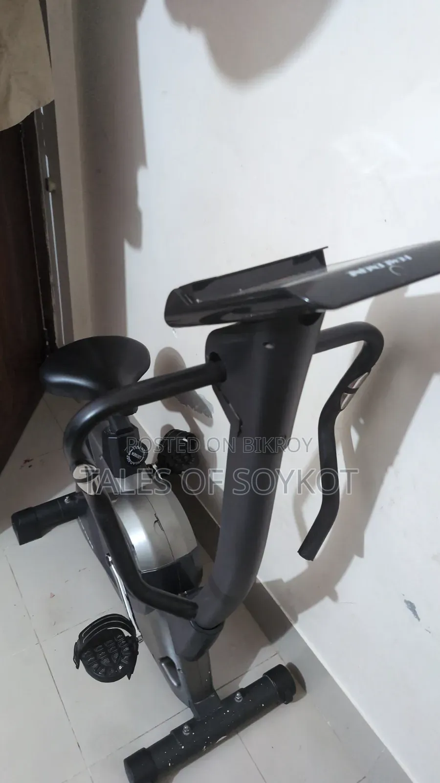 Upright Magnetic Exercise Bike