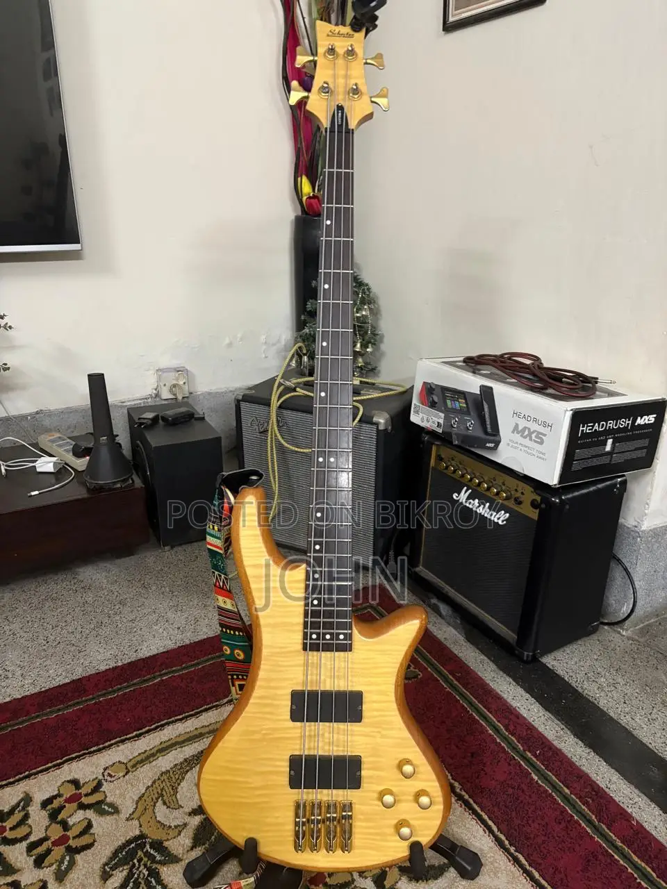 Bass Guitar Schecter Diamond Custom 4