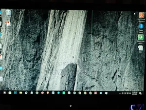 Desktop Computer 8GB AMD Ryzen 3 SSD 256GB
