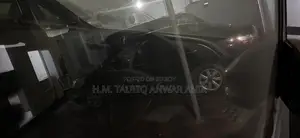 টয়োটা নোয়া ১.৮ এফডব্লিউডি হাইব্রিড (৭ সিটার) ২০২১ কালো