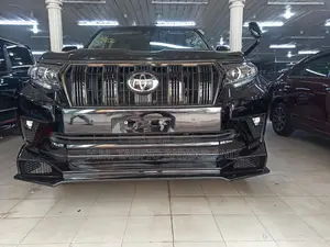 টয়োটা ল্যান্ড ক্রুজার প্রাডো ২.৭ ২০২০ কালো