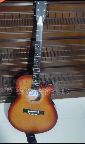 একটি বাংলা ভালো মানের গিটার Sell