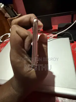 ভিভো এস১৬ প্রো ২৫৬ জিবি গোল্ড