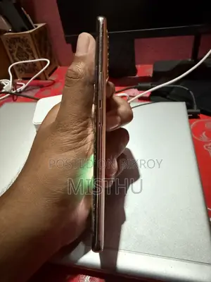 ভিভো এস১৬ প্রো ২৫৬ জিবি গোল্ড
