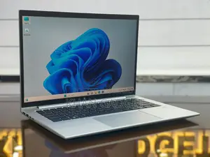 ল্যাপটপ HP EliteBook 840 G10 16GB ইন্টেল কোর I7 SSD 512GB