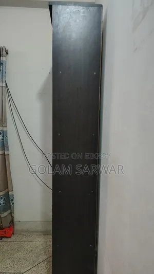 বুকশেলফ/কেবিনেট