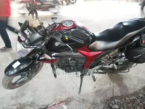 Suzuki Gixxer 2017