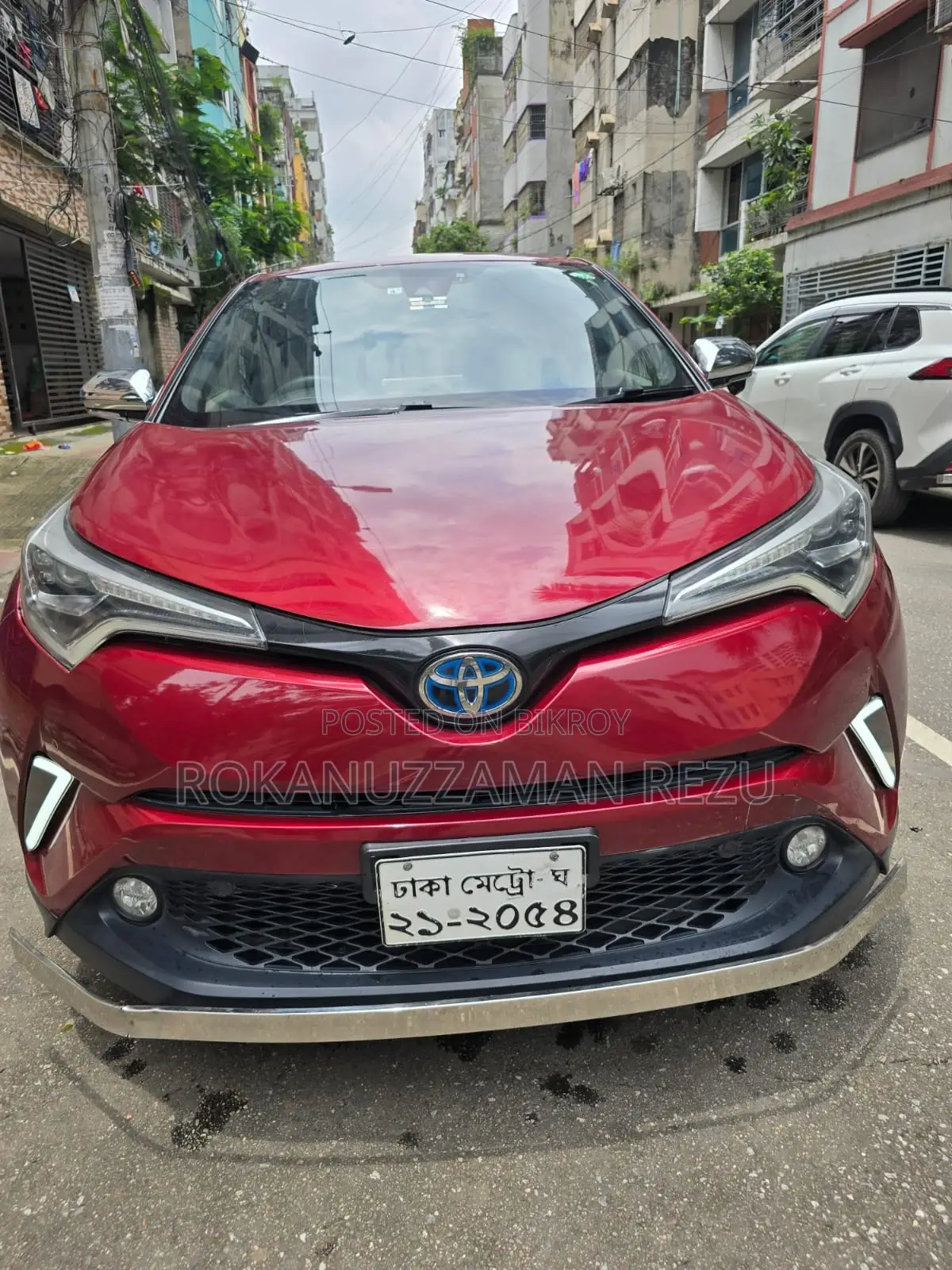 টয়োটা সি-এইচআর ২০১৭ লাল