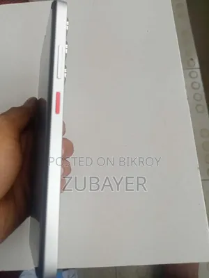 ZTE nubia Z50 128 GB White