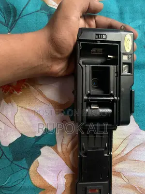 YASHICA MF-2 Super Dx
