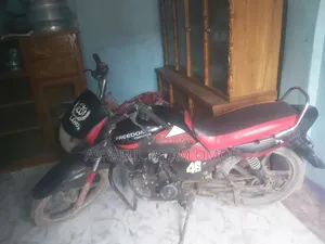 মোটরসাইকেল ২০১৬ কালো