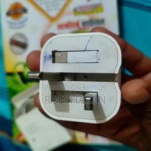 Apple 20W Type-C Power Adapter (UK 3-Pin)+ Cable