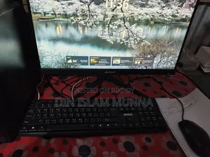 Desktop Computer 8GB AMD Ryzen 5 SSD 256GB